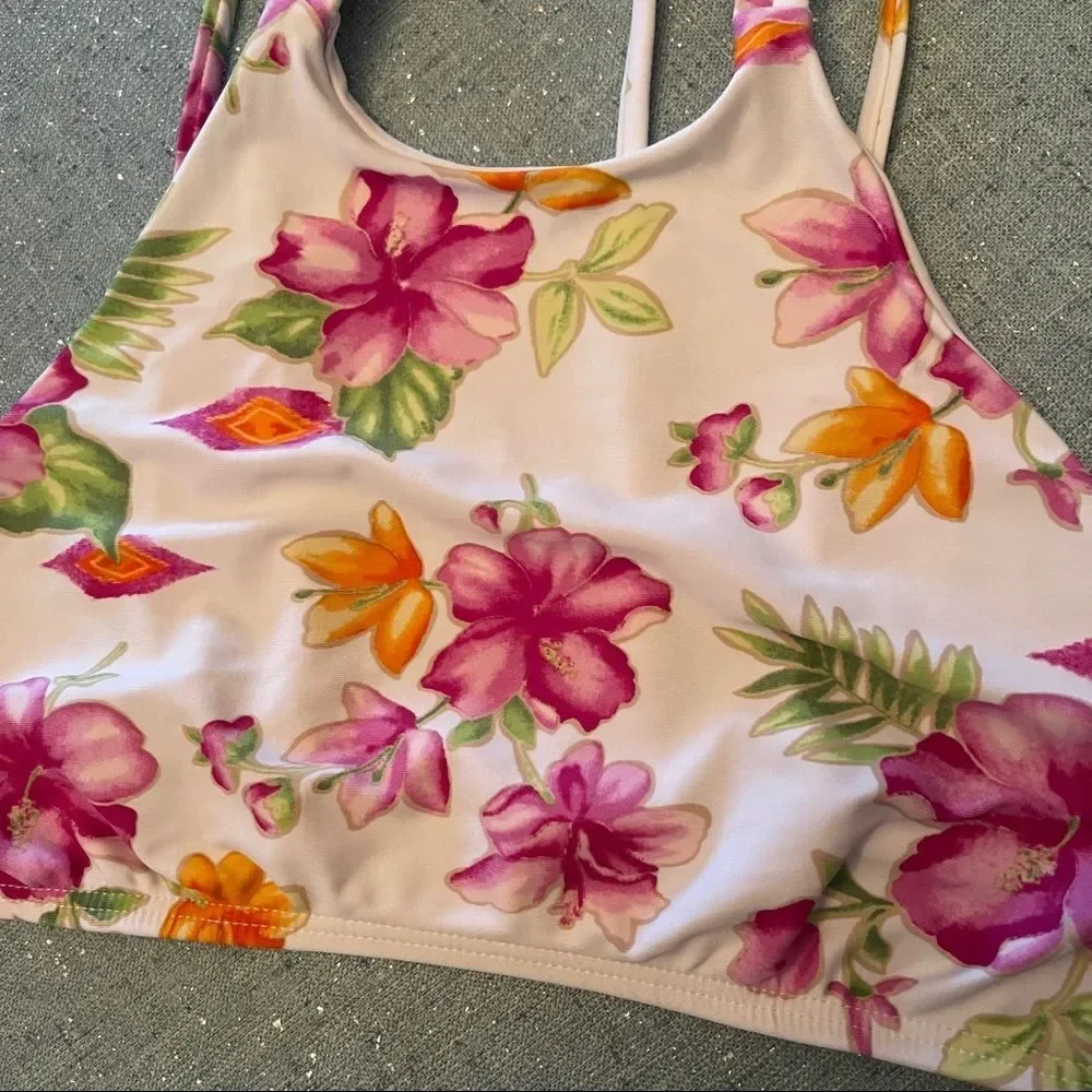 Frankie's Bikinis Floral Bikini Top‎
